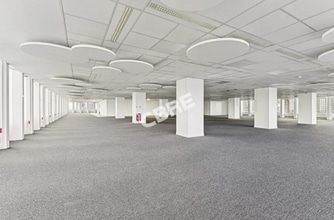 100-101 Terrasse Boieldieu, Puteaux à louer Photo intérieure– Image 1 sur 19