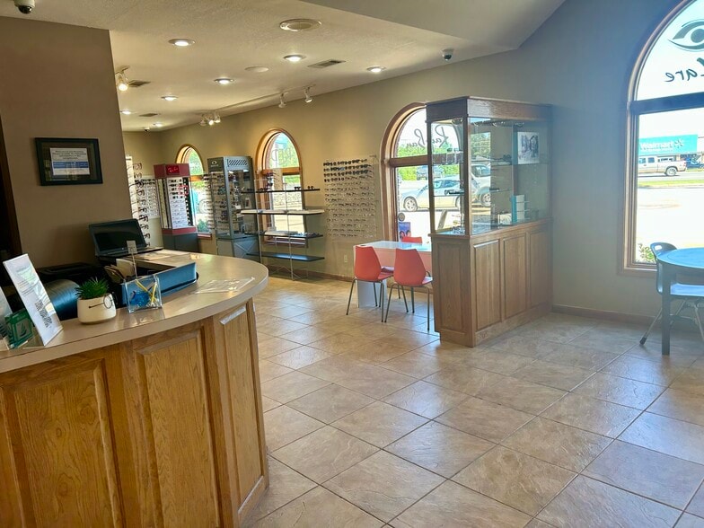 1629 Airport Rd, Hot Springs, AR à vendre - Hall d’entrée – Image 2 sur 3