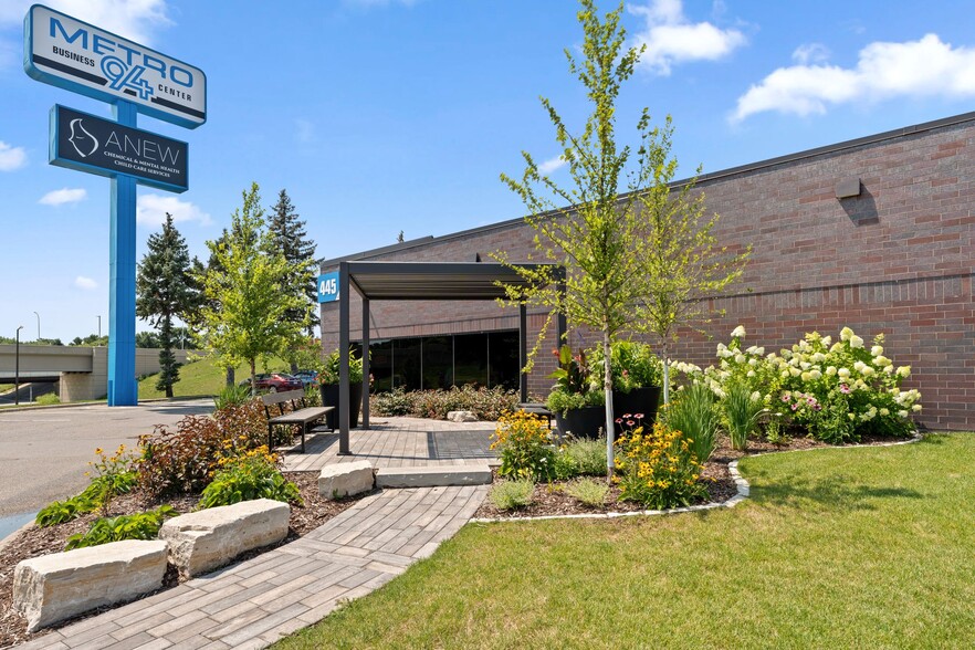 425 Etna St, Saint Paul, MN à louer - Photo de l’immeuble – Image 2 sur 28