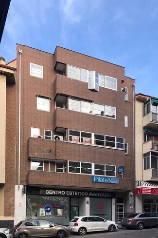 Plus de détails pour Calle del Escultor Marinas, 3, Segovia - Bureau à louer