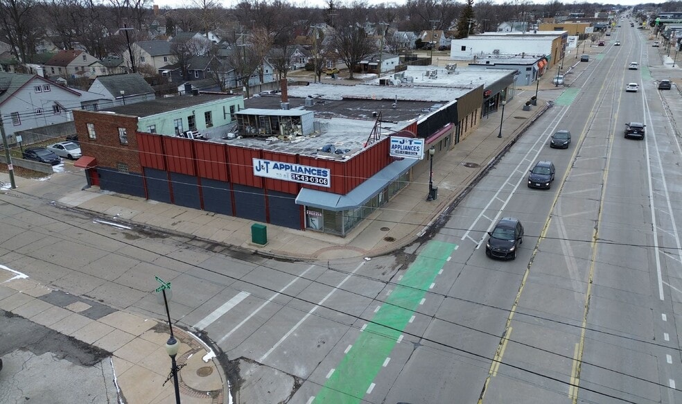 24105 John R Rd, Hazel Park, MI à vendre - Aérien – Image 2 sur 3