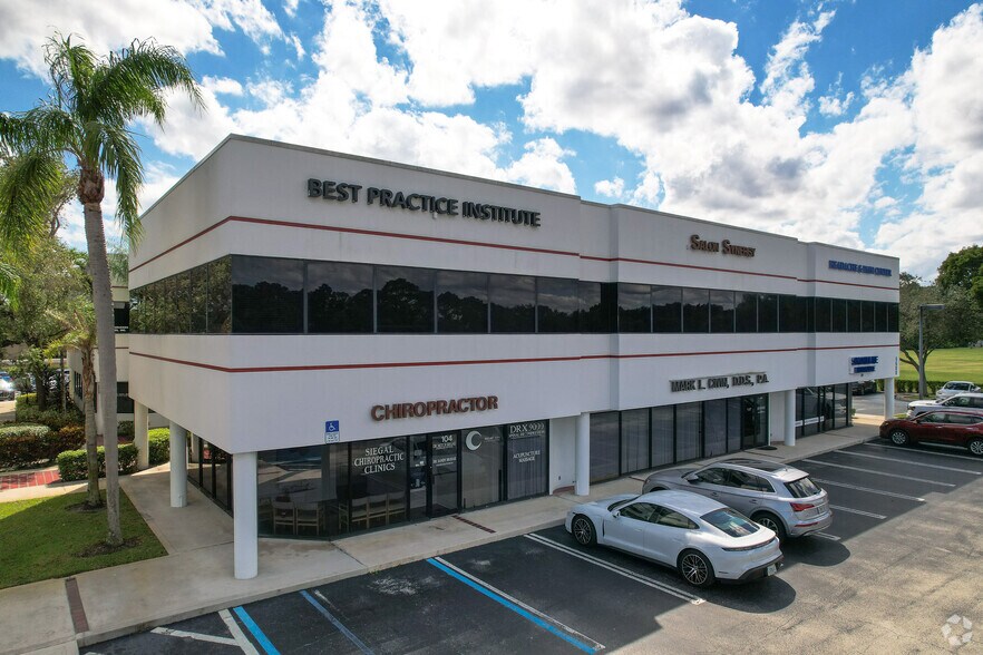 5600 Pga Blvd, Palm Beach Gardens, FL à louer - Photo de l’immeuble – Image 2 sur 4