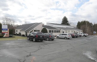 Plus de détails pour 77 Troy Rd, East Greenbush, NY - Bureau à louer