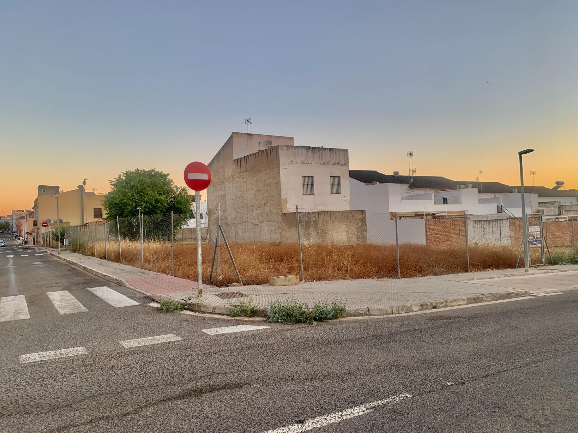 Terrain dans Cantillana, Sevilla à vendre Photo de l’immeuble– Image 1 sur 8