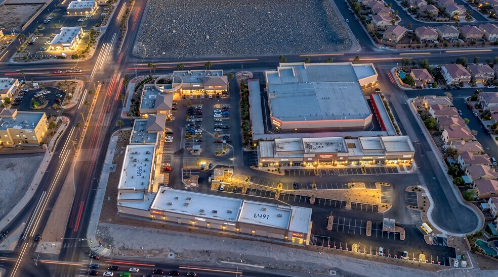 6485 N Durango Dr, Las Vegas, NV à louer - Photo principale – Image 1 sur 2