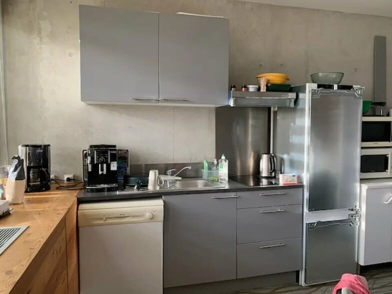 Bureau dans Avignon à louer - Photo de l’immeuble – Image 2 sur 4