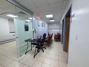 128-138 Mott St, New York, NY à louer Photo intérieure– Image 2 sur 9