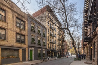 Plus de détails pour 10-12 Morton St, New York, NY - Local commercial à louer
