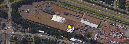 One Hartford Sq, New Britain, CT - Vue aérienne  vue de carte