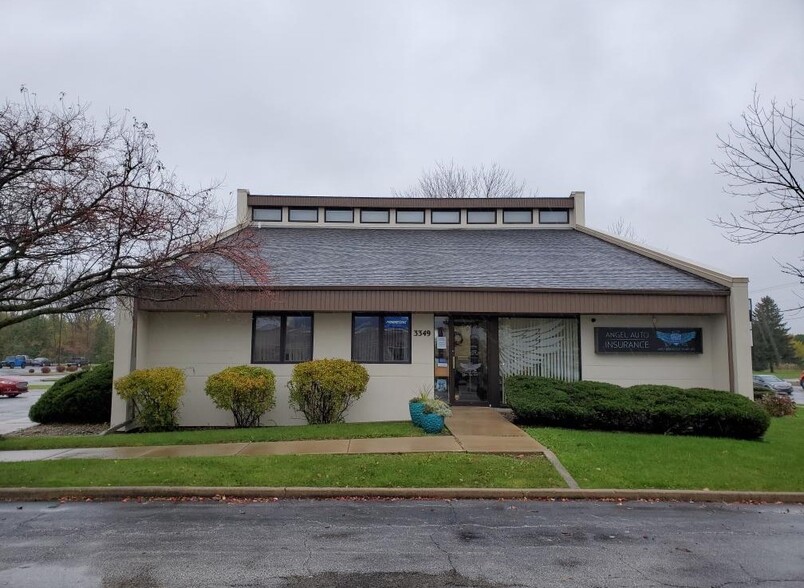 3349 Willowcreek Rd, Portage, IN à louer - Photo de l’immeuble – Image 3 sur 3