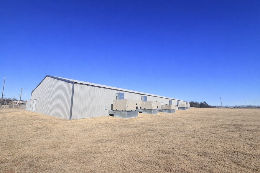 1701 E 1st St, Chandler, OK à louer - Photo principale – Image 1 sur 6