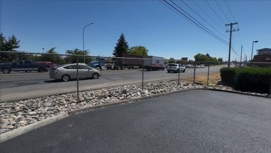 11415 NE 76th St, Vancouver, WA à louer Autre– Image 2 sur 12