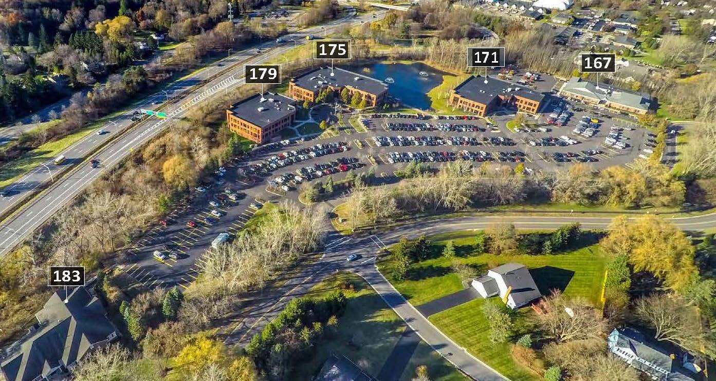 175 Sullys Trl, Pittsford, NY à louer Photo intérieure– Image 1 sur 5