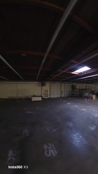 700 E Port Hueneme Rd, Oxnard, CA à vendre - Vidéo sur l’annonce professionnelle – Image 2 sur 10