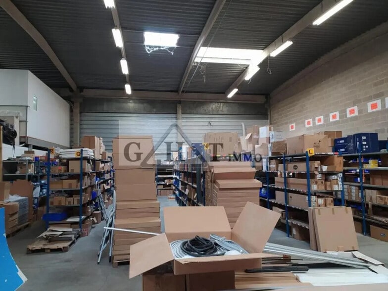Industriel/Logistique dans Torcy à vendre - Photo intérieure – Image 1 sur 12