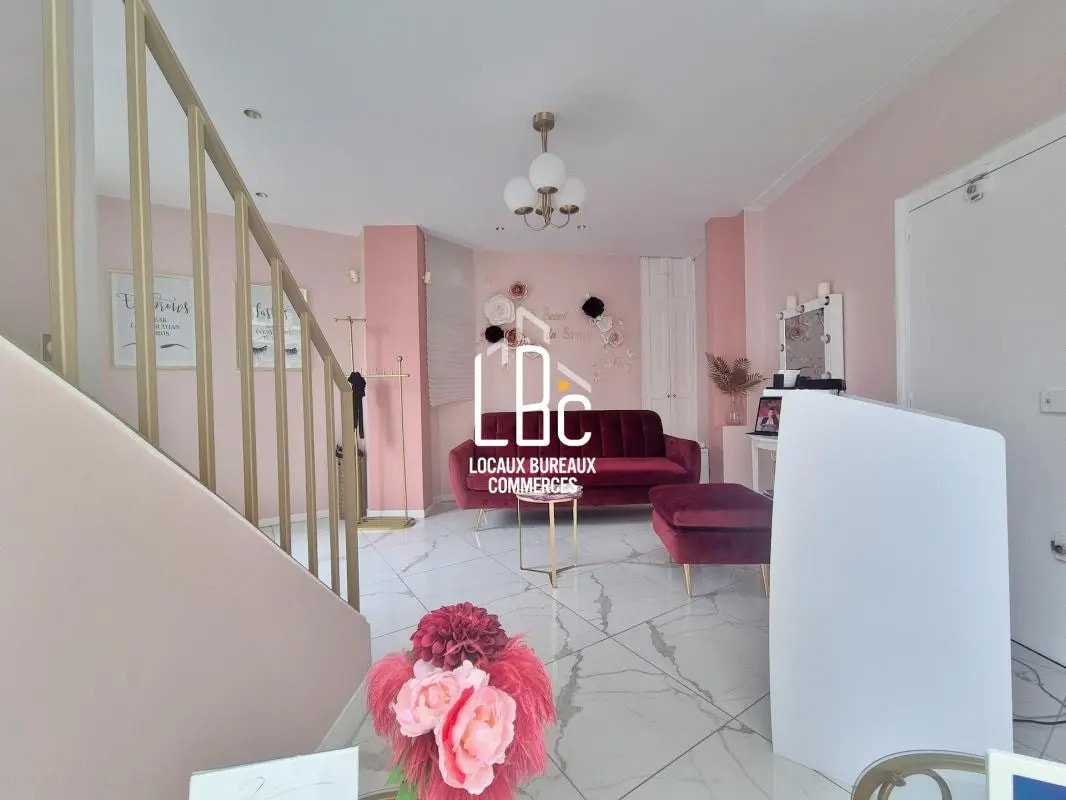 5 Rue Racine, Nantes à louer Photo de l’immeuble– Image 1 sur 11
