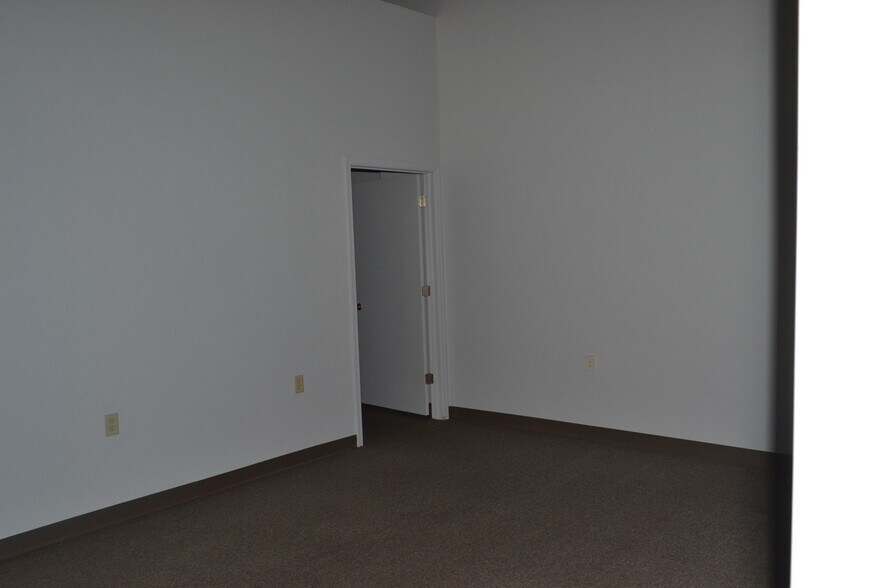 6717-6719 E 2nd St, Prescott Valley, AZ à louer - Photo de l’immeuble – Image 3 sur 29