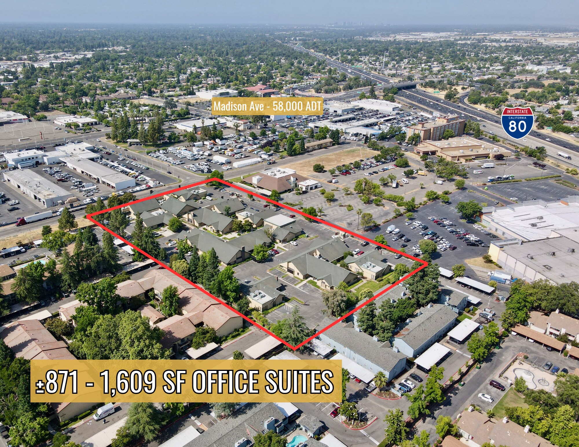 4811 Chippendale Dr, Sacramento, CA à louer Photo principale– Image 1 sur 12