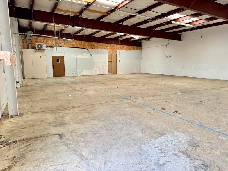 227 W 300 S, Bountiful, UT à louer - Photo de l’immeuble – Image 3 sur 9