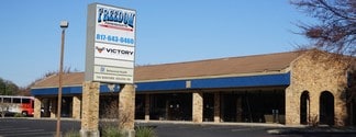 Plus de détails pour 700 W Bedford Euless Rd, Hurst, TX - Local commercial à louer