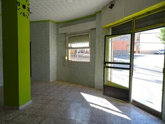 Plus de détails pour Local commercial à louer