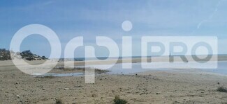 Plus de détails pour Local commercial à louer