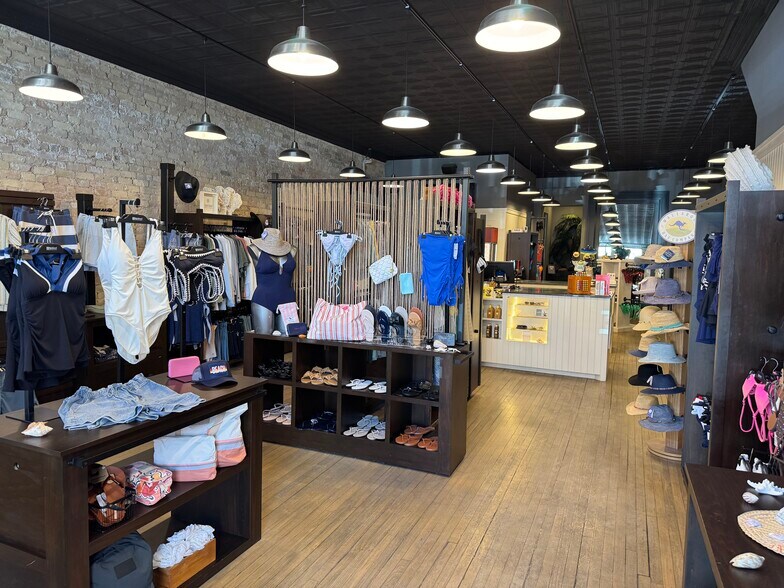 229 Water St, Excelsior, MN à louer - Photo intérieure – Image 2 sur 3