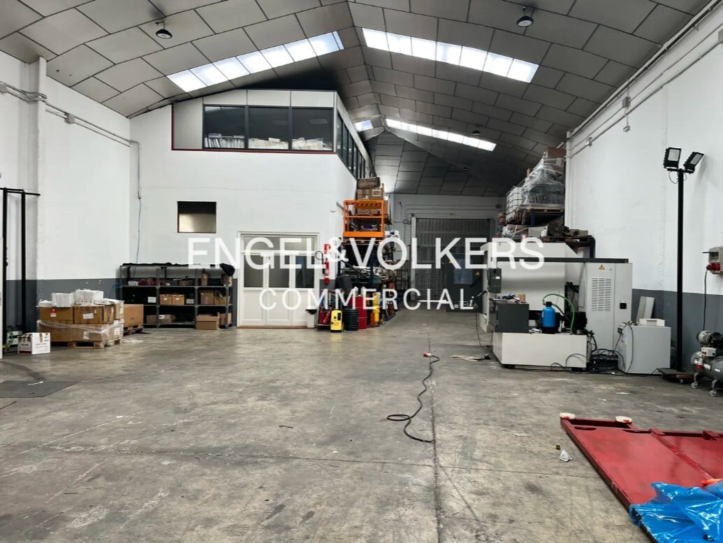 Industriel/Logistique dans Santa Perpètua de Mogoda, Barcelona à louer Photo intérieure– Image 1 sur 6