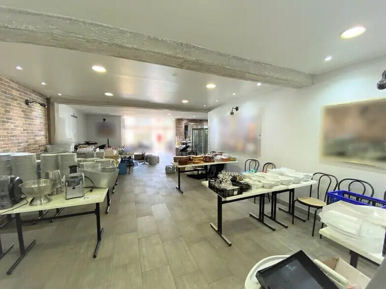 Local commercial dans Mougins à vendre - Photo de l’immeuble – Image 1 sur 7