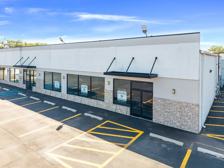 539-577 E Chicago St, Coldwater, MI à louer - Photo de l’immeuble – Image 2 sur 38