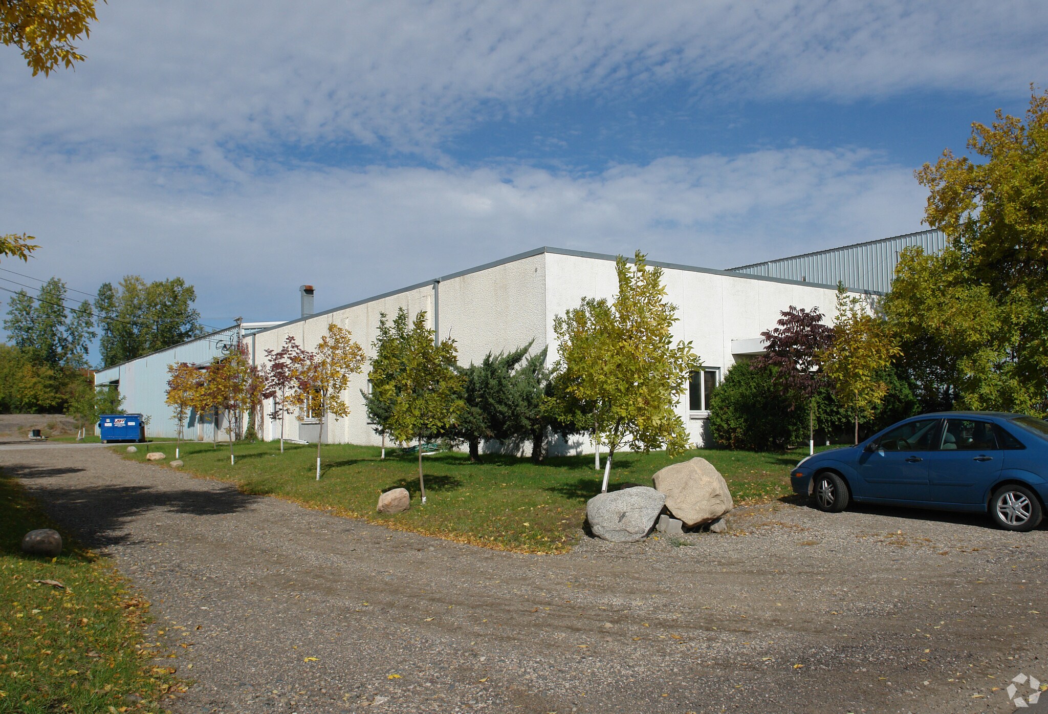 6310-6330 Industrial Dr, Eden Prairie, MN à louer Photo principale– Image 1 sur 13