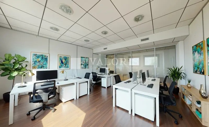 13 Rue Des Emeraudes, Lyon à vendre - Photo intérieure – Image 3 sur 11