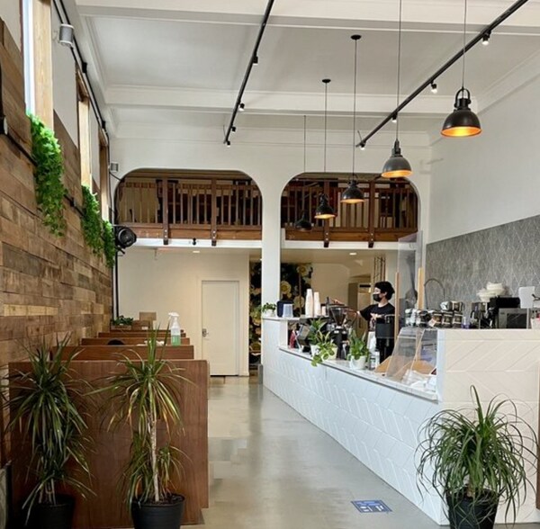 2590-2598 Folsom St, San Francisco, CA à vendre - Photo de l’immeuble – Image 3 sur 12