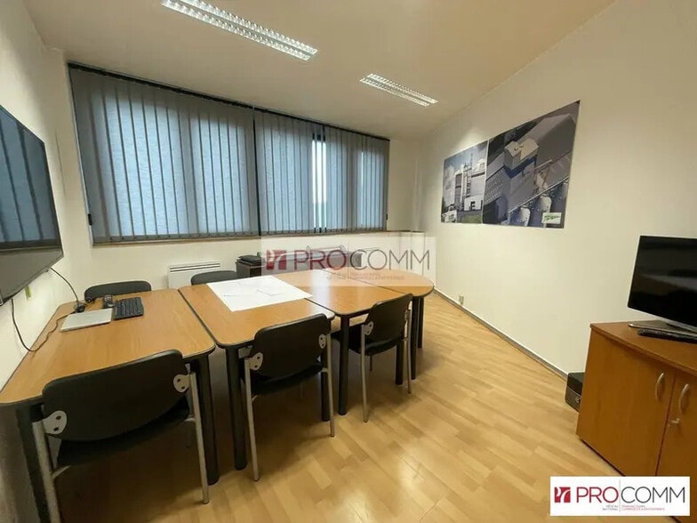 Bureau dans Chartres à vendre - Photo intérieure – Image 1 sur 7