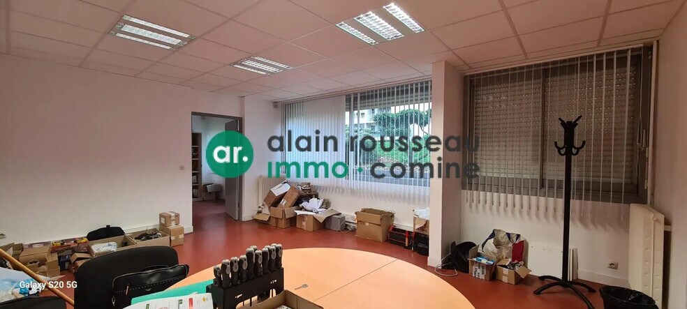 Bureau dans Angers à louer - Photo de l’immeuble – Image 1 sur 2