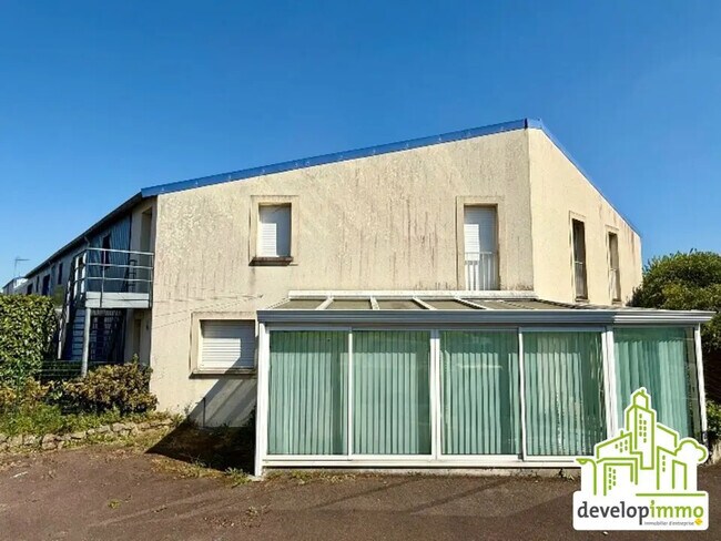 Plus de détails pour Bureau, Industriel/Logistique à louer