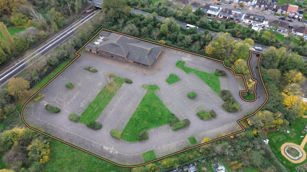 265 The Ridgeway, Harrow à louer Photo de l’immeuble– Image 1 sur 13