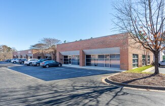 Plus de détails pour 625 Hutton St, Raleigh, NC - Local d'activités à louer