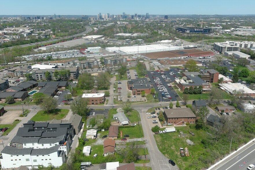 2709 Berrywood Dr, Nashville, TN à vendre - Photo de l’immeuble – Image 3 sur 3