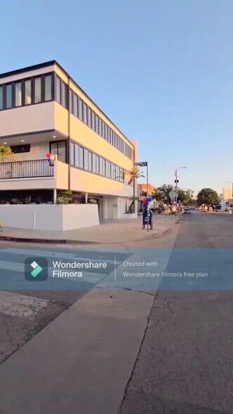 984 Monument St, Pacific Palisades, CA à louer - Vidéo sur l’annonce professionnelle – Image 2 sur 4