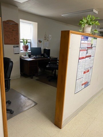 2910 Commerce St, Pahrump, NV à vendre - Photo intérieure – Image 2 sur 4