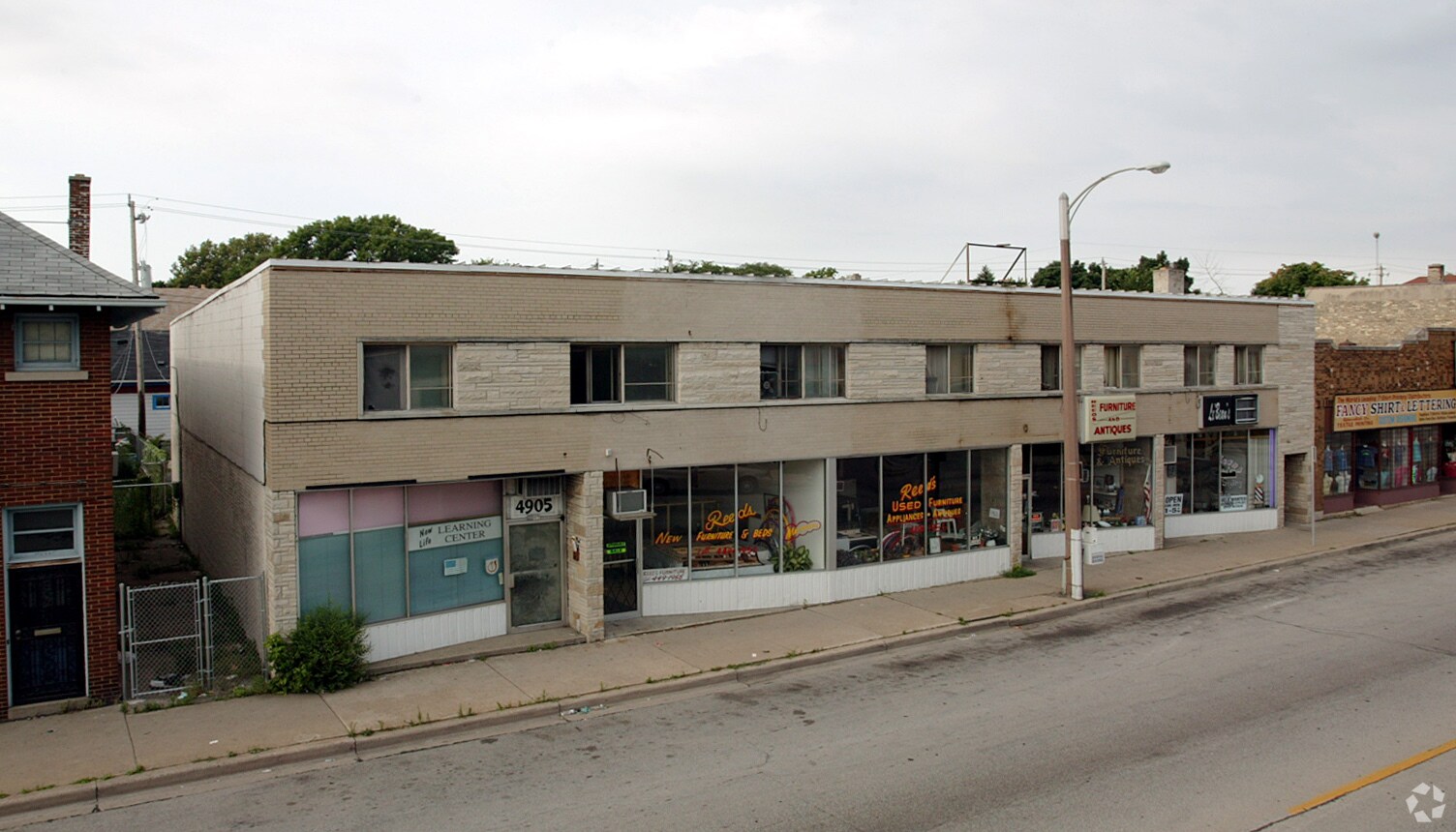 4905-4913 W Center St, Milwaukee, WI à louer Photo principale– Image 1 sur 3