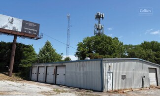 Plus de détails pour 904 Wade Hampton Blvd, Greenville, SC - Local commercial à vendre