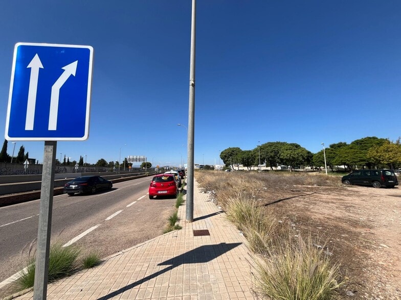 Camí Antic de Xest, 17, Manises, Valencia à vendre - Photo de l’immeuble – Image 3 sur 20