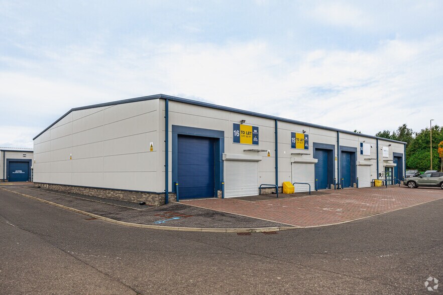 Appleton Parkway, Livingston à louer - Photo principale – Image 1 sur 2