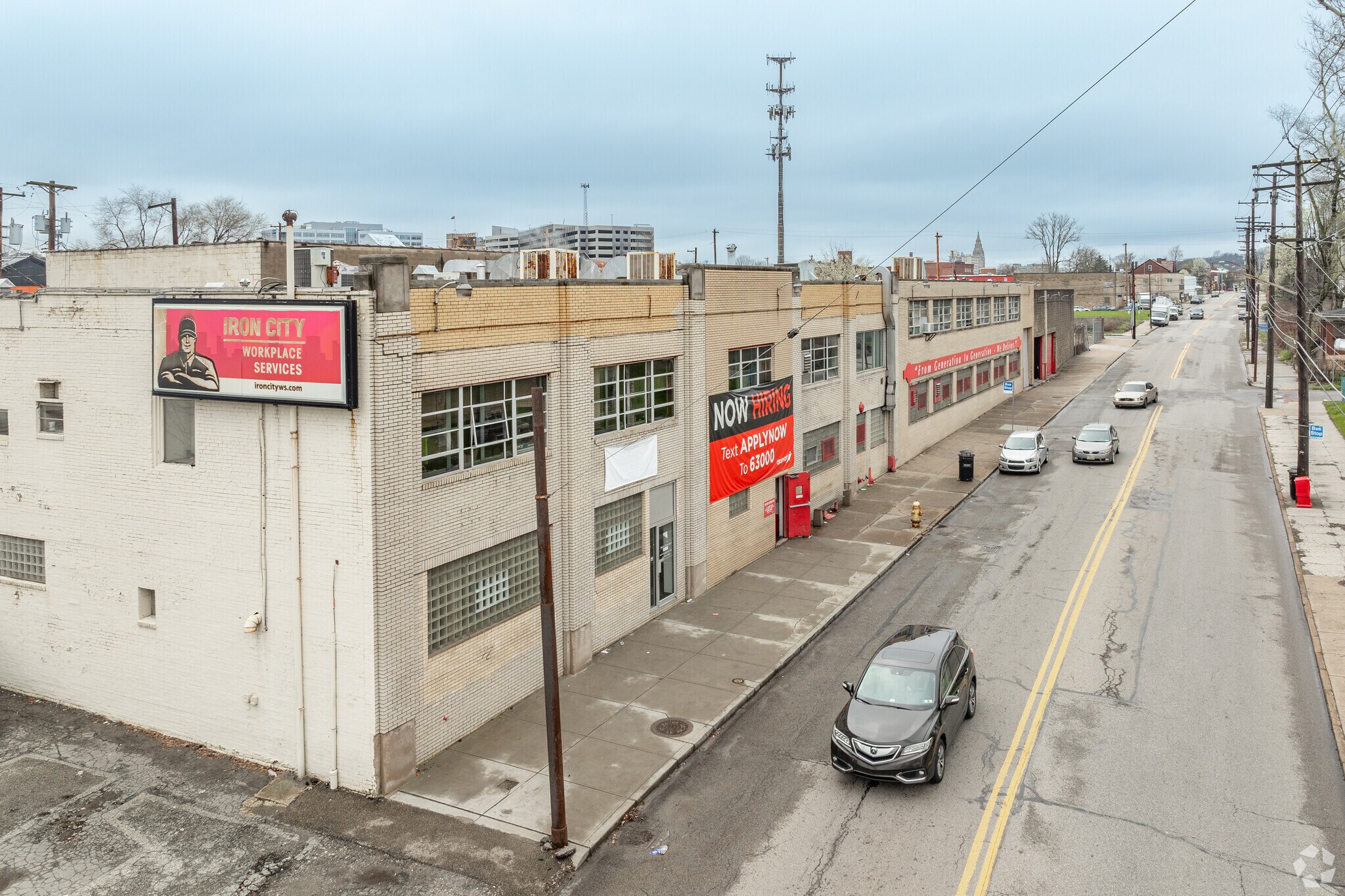 6640 Frankstown Ave, Pittsburgh, PA à louer Photo de l’immeuble– Image 1 sur 10