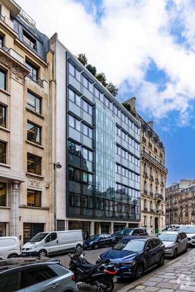 Rue De Téhéran, Paris à vendre - Photo de l’immeuble – Image 3 sur 7
