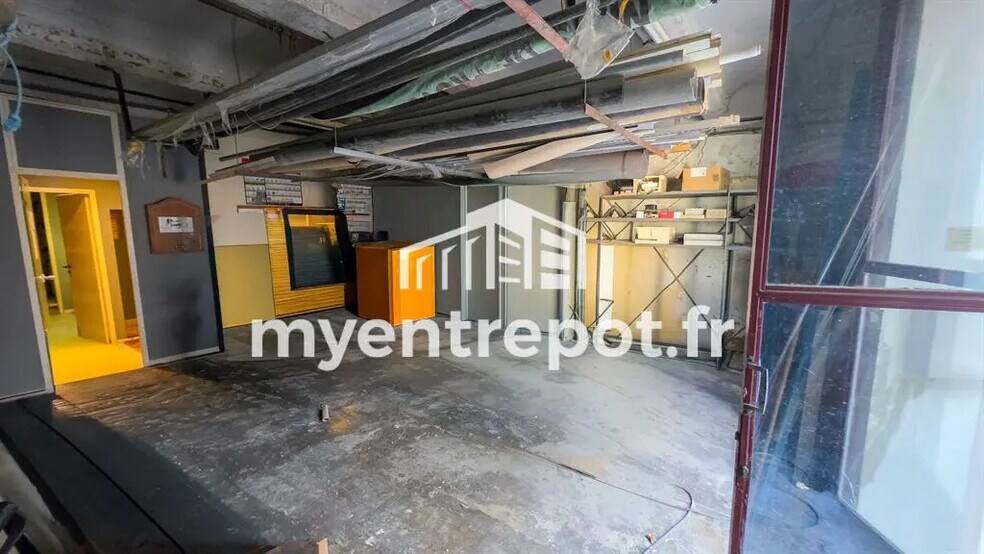 Local d'activités dans Marseille à vendre - Photo de l’immeuble – Image 2 sur 5