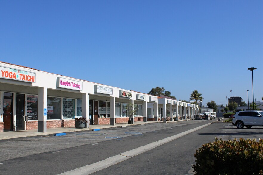 22733-22929 Hawthorne Blvd, Torrance, CA à louer - Photo de l’immeuble – Image 1 sur 8