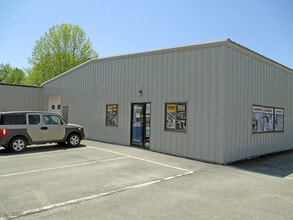 165 Industrial Dr, Dover, NH à louer Photo intérieure– Image 1 sur 3